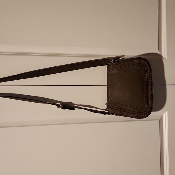 Kate & Alex Shoulder Purse - Picture 1 of 7